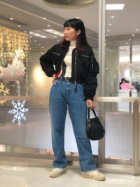 「ディーゼル」｜「アイテム（ブルゾン）」を使った、Yさん（レディース・164cm）の冬コーディネート