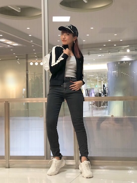 「DIESEL（ディーゼル）のアイテム（キャミソール）」を使った、Yさん（レディース・164cm）の冬コーディネート