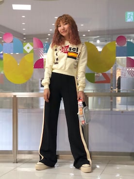 「DIESEL（ディーゼル）のアイテム（スウェットパンツ）」を使った、Yさん（レディース・164cm）の春コーディネート