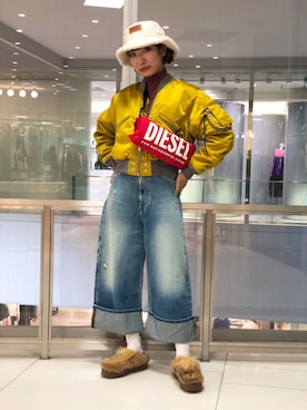 「ディーゼル」｜「アイテム（ブルゾン）」を使った、Yさん（レディース・164cm）の秋コーディネート
