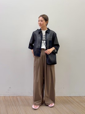 「BEAUTY&YOUTH UNITED ARROWS(ビューティーアンドユースユナイテッドアローズ)のポリエステル オーガンジー シャツ ウォッシャブル(シャツ/ブラウス、ブラック系)」を使った、Shizuka Nakajimaさん(レディース・154cm)の夏コーディネート