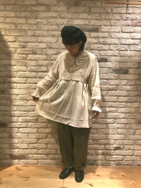 「レースブラウス」｜「アイテム（ハンチング/ベレー帽）」を使った、佐々木さん（レディース・150cm）の夏コーディネート