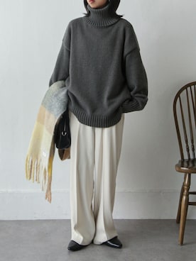 「Chillfar（チルファー）のアイテム（スラックス）」を使った、Chillfar(チルファー)さん（レディース・162cm）の秋コーディネート