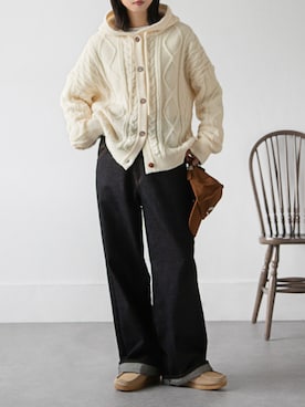 「Chillfar（チルファー）のアイテム（カーディガン/ボレロ）」を使った、Chillfar(チルファー)さん（レディース・162cm）の秋コーディネート