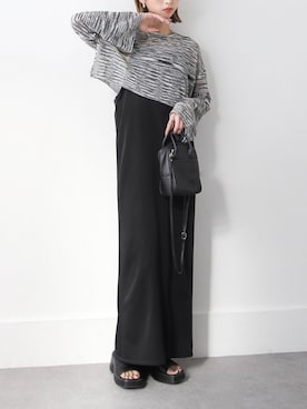 「ショート丈トップス」｜「アイテム（その他トップス）」を使った、Chillfar(チルファー)さん（レディース・162cm）の春コーディネート