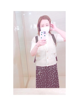 「アイテム（スマホケース/カバー、ピンク系）」を使った、やま あやさん（レディース・154cm）の春コーディネート