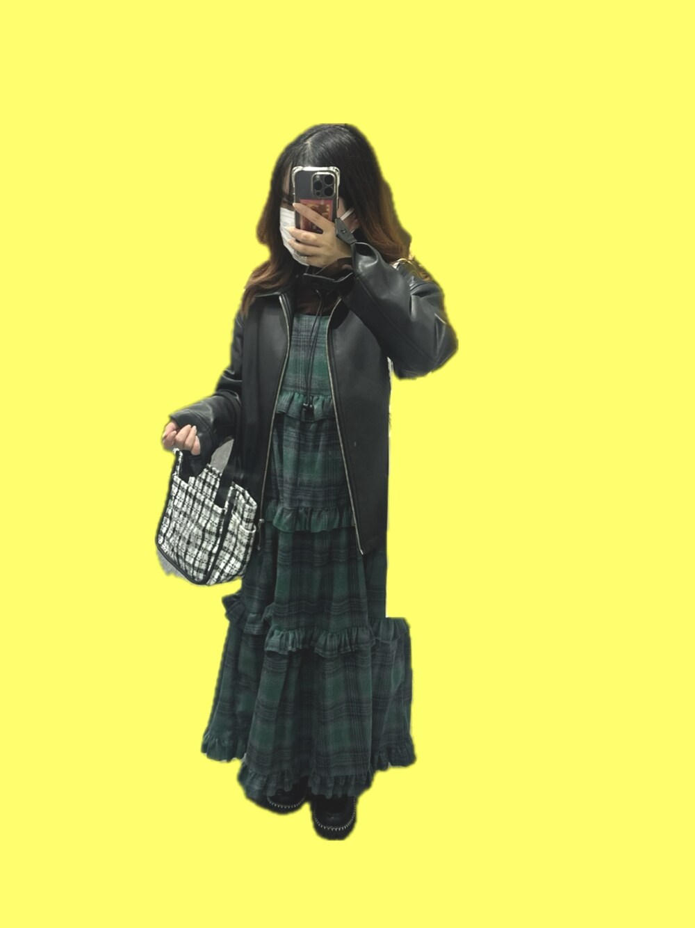 「冬コーデ」｜「ITS'DEMOのアイテム（ハンドバッグ、ブラック系）」を使った、kanamin0623さん（骨格ストレート・レディース・148cm）の冬コーディネートの1枚目の写真