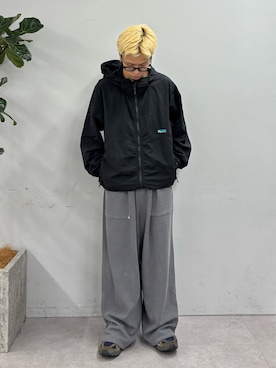 「CIAOPANIC TYPY（チャオパニックティピー）の【UNISEX】【シルエット調整可】ピグメント加工ワッフルイージーパンツ/WEB限定カラーあり（スウェットパンツ）」を使った、ゆうしんさん（メンズ・167cm）の秋コーディネート