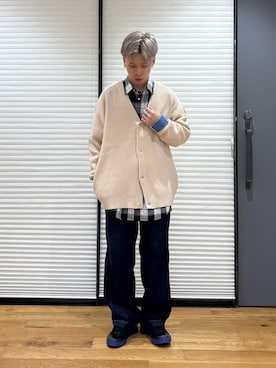 「CIAOPANIC TYPY（チャオパニックティピー）の【UNISEX】キープシェイプニットカーディガン（カーディガン/ボレロ、ホワイト系）」を使った、ゆうしんさん（メンズ・167cm）の秋コーディネート