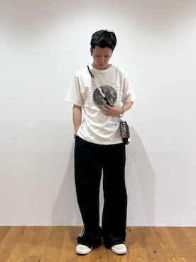 「CIAOPANIC TYPY（チャオパニックティピー）の【WEB限定】【UNISEX】ムーンクレーター＆アースロゴプリントTee（Tシャツ/カットソー、ホワイト系）」を使った、ゆうしんさん（メンズ・167cm）の夏コーディネート