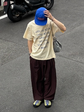 「CIAOPANIC TYPY（チャオパニックティピー）の【WEB限定】手書きメッセージロゴTEE（Tシャツ/カットソー、ベージュ系）」を使った、ゆうしんさん（メンズ・167cm）の春コーディネート