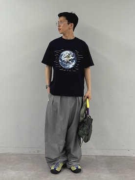 「CIAOPANIC TYPY（チャオパニックティピー）の【WEB限定】【UNISEX】ムーンクレーター＆アースロゴプリントTee（Tシャツ/カットソー、ブラック系）」を使った、ゆうしんさん（メンズ・167cm）の夏コーディネート