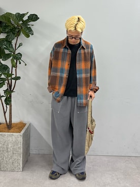「CIAOPANIC TYPY（チャオパニックティピー）の【UNISEX】【シルエット調整可】ピグメント加工ワッフルイージーパンツ/WEB限定カラーあり（スウェットパンツ）」を使った、ゆうしんさん（メンズ・167cm）の秋コーディネート