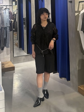 「PAGEBOY（ページボーイ）のレースジャガードシアーシャツ（シャツ/ブラウス、ブラック系）」を使った、ぺーさん（レディース）の夏コーディネート