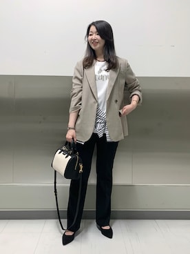 「NOLLEY’S Sophi（ノーリーズソフィ）のウォッシャブルリネンライクオーバージャケット（テーラードジャケット、ベージュ系）」を使った、ikeda.sさん（レディース・159cm）の春コーディネート