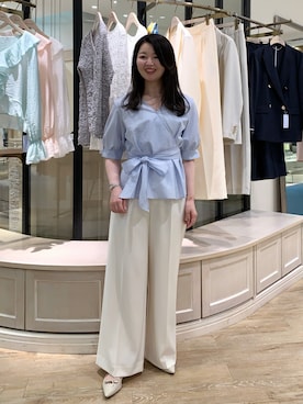 「NOLLEY’S Sophi（ノーリーズソフィ）のウォッシャブル強撚ツイルワイドパンツ（その他パンツ、ホワイト系）」を使った、ikeda.sさん（レディース・159cm）の春コーディネート