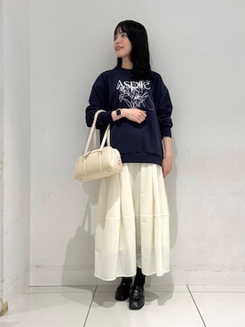 「春先取りコーデ」｜「アイテム（スウェット）」を使った、ななみさん（レディース・169cm）の冬コーディネート