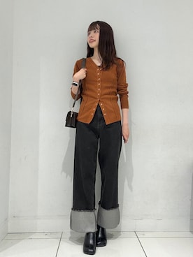 「SENSE OF PLACE by URBAN RESEARCH（センスオブプレイスバイアーバンリサーチ）のパッチワークVネックカーディガン（カーディガン/ボレロ）」を使った、ななみさん（レディース・169cm）の秋コーディネート