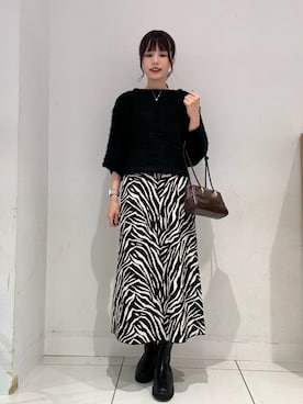 「SENSE OF PLACE by URBAN RESEARCH（センスオブプレイスバイアーバンリサーチ）のアニマルパターンナロースカート（スカート）」を使った、ななみさん（レディース・169cm）の秋コーディネート