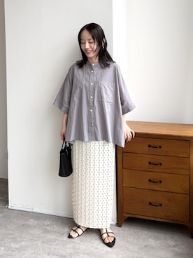 「reca（レカ）の迷わず着れる！大人のロングプリーツスカート（スカート、ホワイト系）」を使った、konさん（レディース・154cm）の春コーディネート