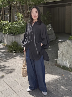 「reca（レカ）のドルマンシアーシャツ（シャツ/ブラウス、ブラック系）」を使った、konさん（レディース・154cm）の春コーディネート