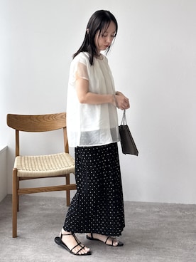 「reca（レカ）の迷わず着れる！大人のロングプリーツスカート（スカート、ブラック系）」を使った、konさん（レディース・154cm）の夏コーディネート