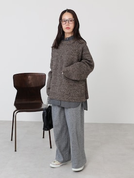 「reca（レカ）のカシミアタッチスムースワイドパンツ（その他パンツ、グレー系）」を使った、konさん（レディース・154cm）の秋コーディネート