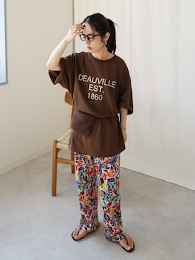 「reca（レカ）のフラワープリントプリーツパンツ（その他パンツ、ホワイト系）」を使った、konさん（レディース・154cm）の夏コーディネート