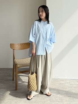「reca（レカ）の【ZOZOTOWN限定】バンドカラードルマンシャツ（シャツ/ブラウス、ブルー系）」を使った、konさん（レディース・154cm）の春コーディネート