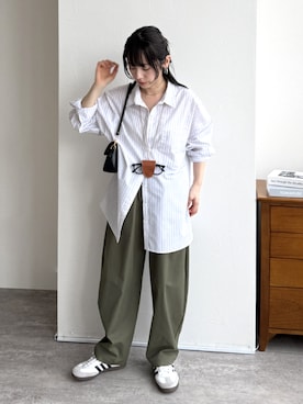 「reca（レカ）のアソートオーバーサイズベーシックシャツ（シャツ/ブラウス、ホワイト系）」を使った、konさん（レディース・154cm）の春コーディネート