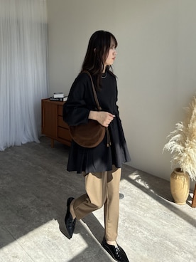 「アイテム（その他トップス、レッド系）」を使った、konさん（レディース・154cm）の秋コーディネート