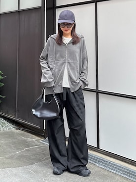 「アイテム（サングラス）」を使った、mayさん（レディース・164cm）の秋コーディネート