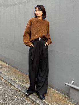 「アイテム（スラックス）」を使った、mayさん（レディース・164cm）の秋コーディネート