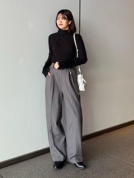 「アイテム（スラックス）」を使った、mayさん（レディース・164cm）の秋コーディネート