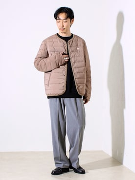 「アイテム（スウェット）」を使った、須山さん（メンズ・177cm・30代）の秋コーディネート