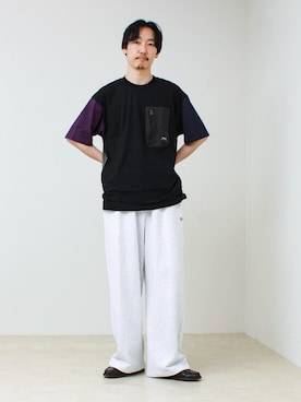 「TAION（タイオン）の【TAION / タイオン】MOUNTAION POCKET T-SH（Tシャツ/カットソー、その他）」を使った、須山さん（メンズ・177cm）の春コーディネート