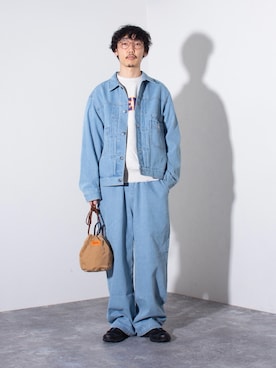 「GLOSTER（グロスター）の【GLOSTER/グロスター】PEEK クルーネック ロゴスウェット 裏毛 トレーナー（スウェット）」を使った、須山さん（メンズ・177cm）の冬コーディネート