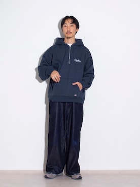 「New Balance」｜須山さん（メンズ・177cm）の秋コーディネート