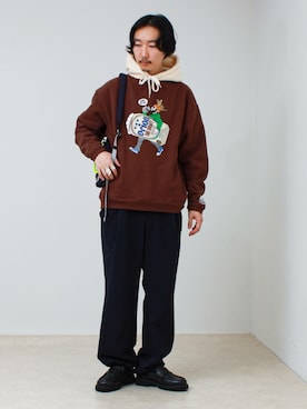 「COBMASTER（コブマスター）のアイテム」を使った、須山さん（メンズ・177cm）の秋コーディネート