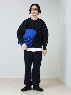 「GLOSTER（グロスター）のアイテム」を使った、須山さん（メンズ・177cm）の秋コーディネート