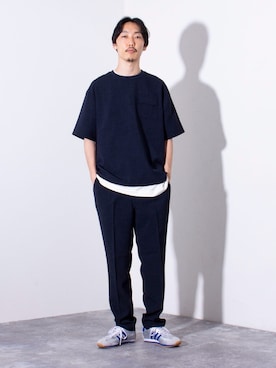 「GLOSTER（グロスター）のアイテム（トップス）」を使った、須山さん（メンズ・177cm）の夏コーディネート