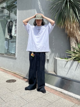 「GLOSTER（グロスター）のアイテム（帽子）」を使った、須山さん（メンズ・177cm）の春コーディネート