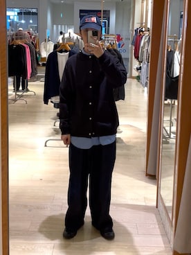 「GLOSTER（グロスター）のアイテム」を使った、須山さん（メンズ・177cm）の秋コーディネート