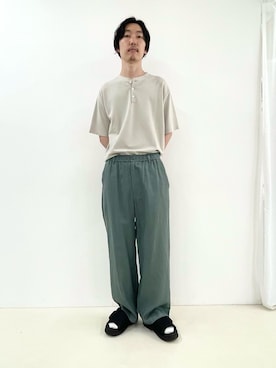 「GLOSTER（グロスター）のアイテム」を使った、須山さん（メンズ・177cm）の春コーディネート