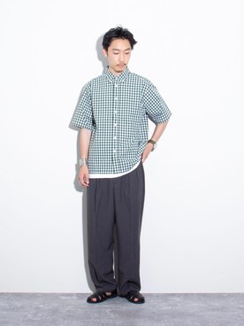「GLOSTER（グロスター）のアイテム（シューズ）」を使った、須山さん（メンズ・177cm）の夏コーディネート