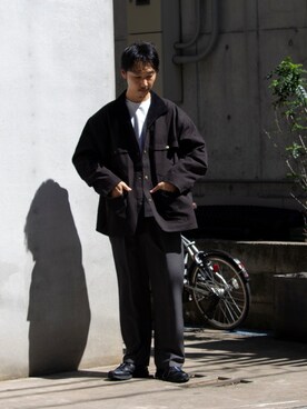 「ARMY TWILL（アーミーツイル）のアイテム（シャツ/ブラウス）」を使った、須山さん（メンズ・177cm）の秋コーディネート