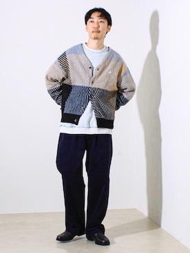 「アイテム（スウェット）」を使った、須山さん（メンズ・177cm・30代）の秋コーディネート