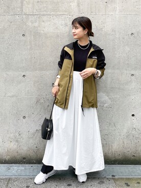 「GERRY（ジェリー）のアイテム（マウンテンパーカー）」を使った、MAMIさん（レディース・156cm）の秋コーディネート
