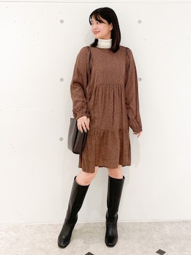 「小花柄ワンピース」｜「アイテム（ワンピース/ドレス）」を使った、MAMIさん（レディース・156cm）の冬コーディネート