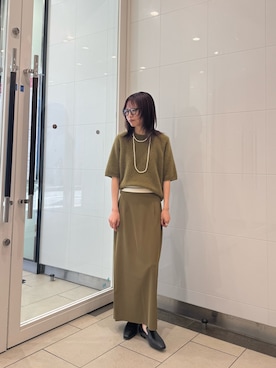 「URBAN RESEARCH（アーバンリサーチ）のFOX/CASHMEREハーフスリーブニット（ニット/セーター、グリーン系）」を使った、suzukoさん（レディース・152cm）の秋コーディネート